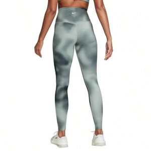 NWT Nike One Tight Fit High Rise Full Length Leggings S